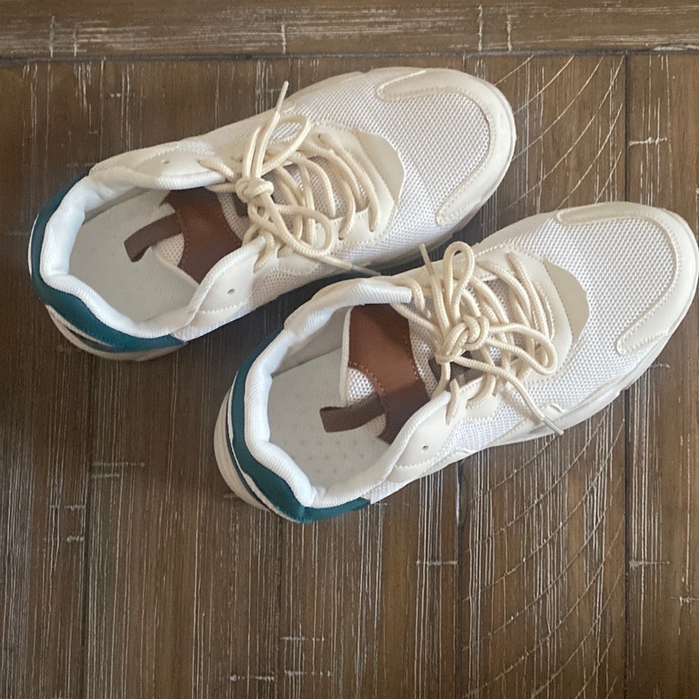 Sneakers for sale. Only worn once!